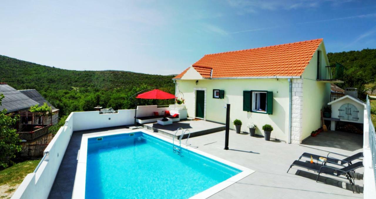 House Lucia Villa Brstanovo Екстериор снимка