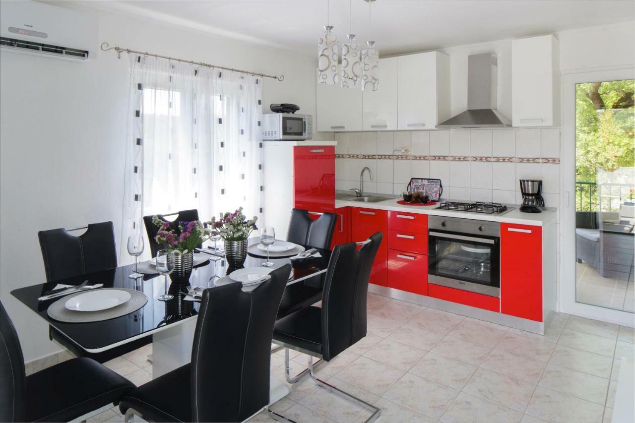 House Lucia Villa Brstanovo Екстериор снимка