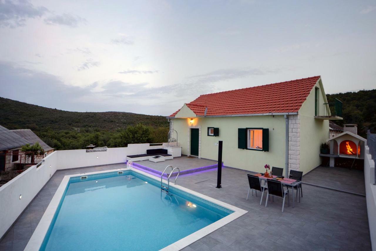 House Lucia Villa Brstanovo Екстериор снимка